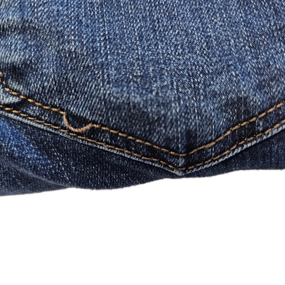 Ingrid & Isabel Bundle Of 2 Maternity Jeans Dark And Light Blue Skinny Jegging - Picture 13 of 14